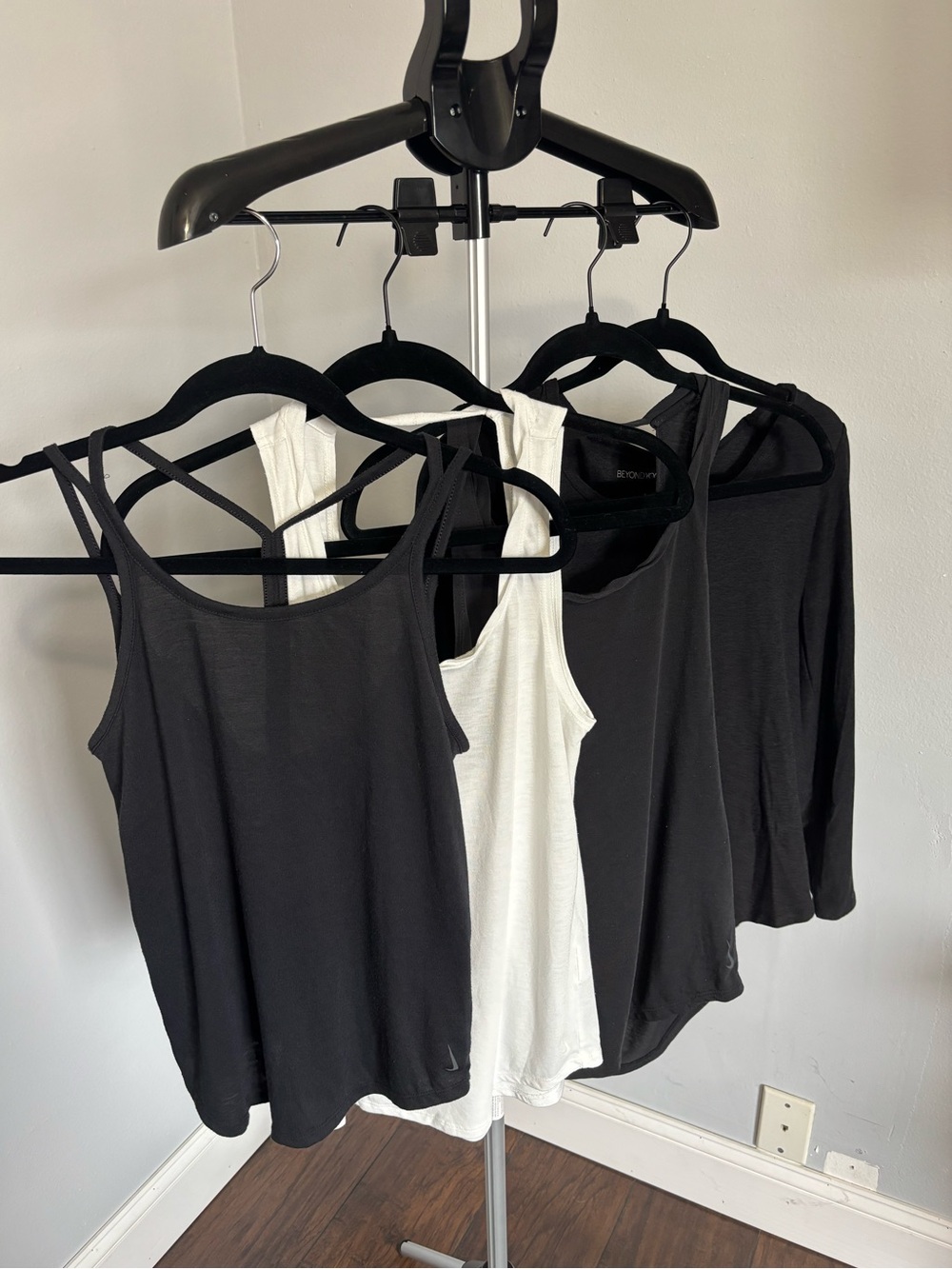 Lot of 4 Nike and Beyond Yoga tops